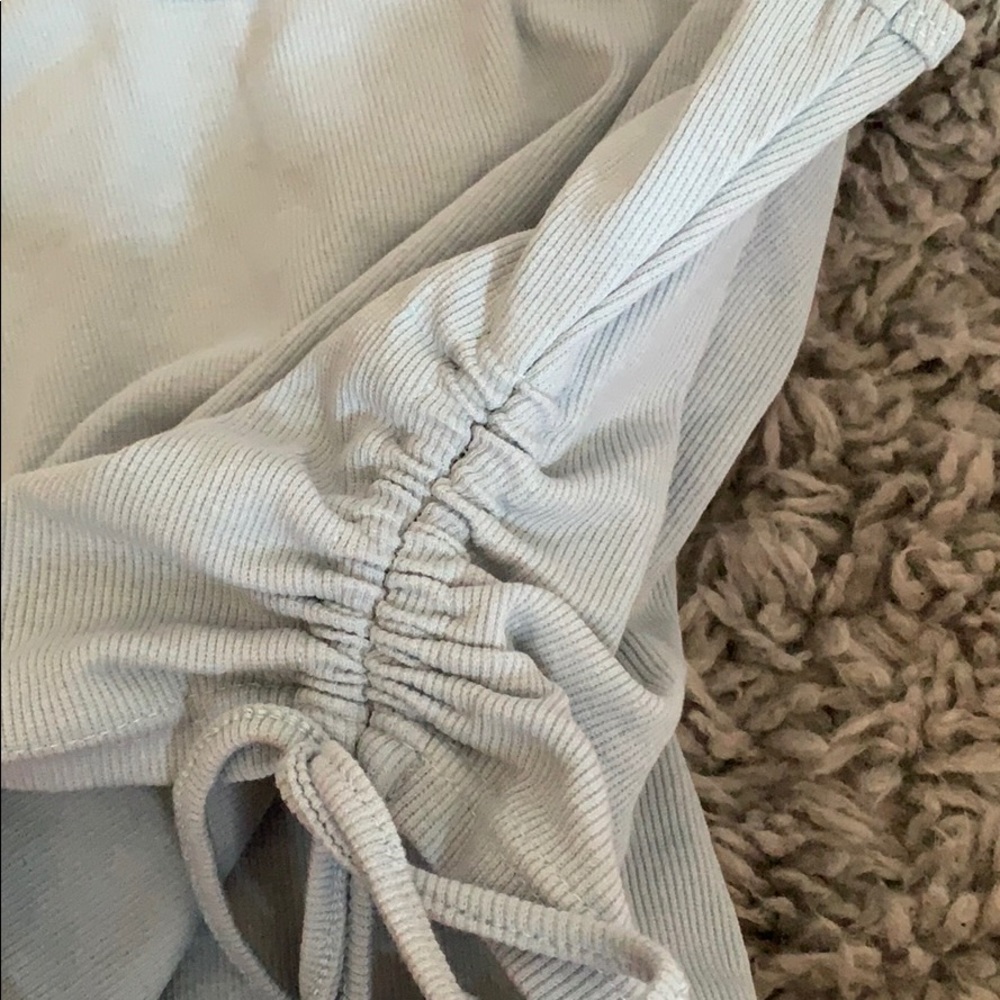 RUCHED BLUE CROP TOP - Picture 3 of 3